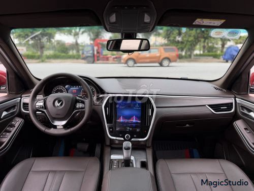 VinFast Lux SA 2.0 Base 2.0 AT 2019 - 455 млн