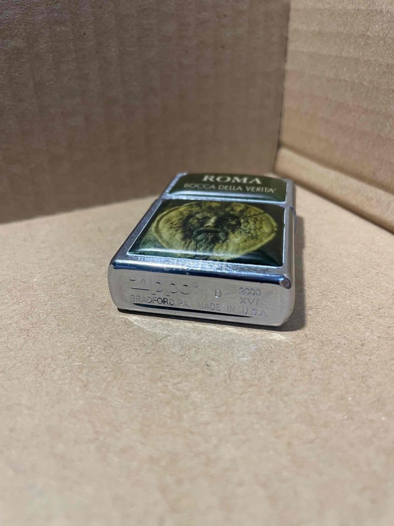 Zippo 2000 đã qua sử dụng, có trầy xước (bao ship)