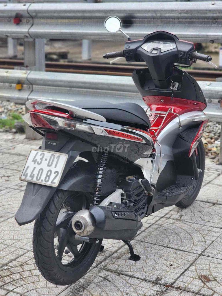 Honda Air Blade 2010 красно-черный автомат