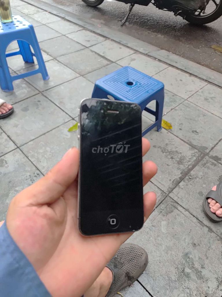 Apple iPhone 4 Đen Hỏng. Mua bán Điện thoại tại Huyện Sóc Sơn Hà Nội được đăng bởi thao shiper hình 1