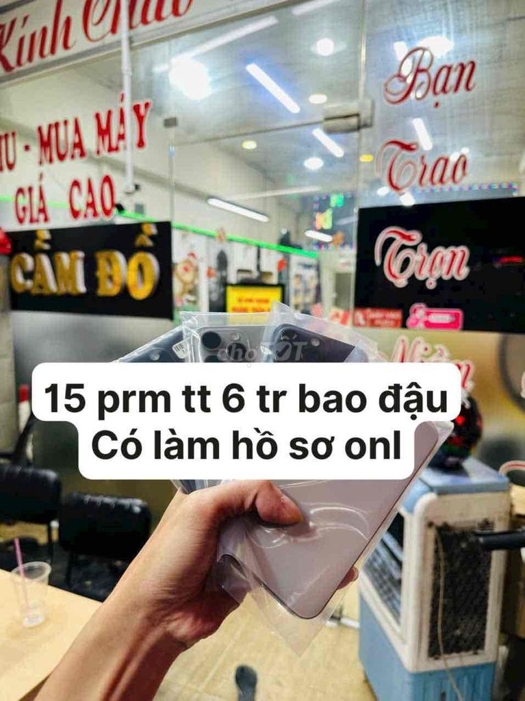 Apple iPhone 15 Pro Max Vàng. Mua bán Điện thoại tại Huyện Hóc Môn Tp Hồ Chí Minh được đăng bởi Bình Apple hình 1