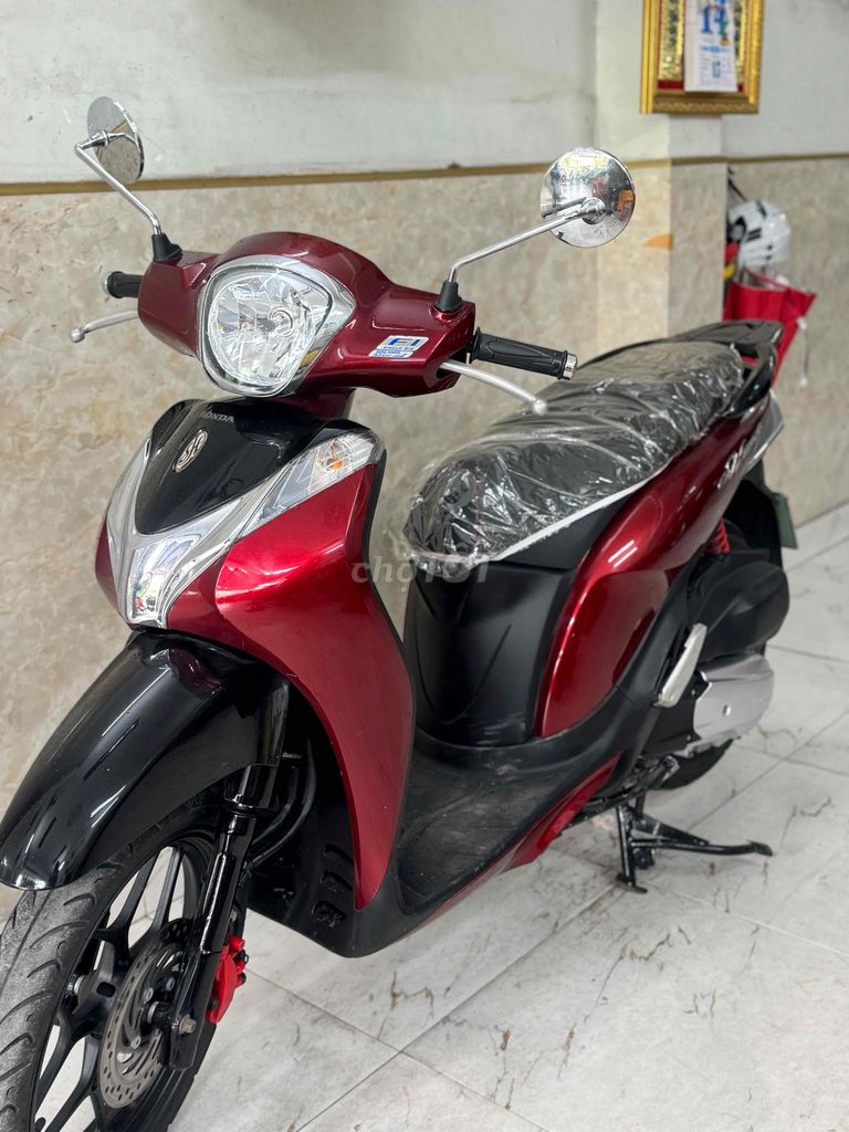 SH model khoá ga đỏ đô mới keng 43E1-383.42. Mua bán Xe máy tại Quận Sơn Trà Đà Nẵng được đăng bởi Minh Dũng bán trả góp 136 vân đồn  hình 2