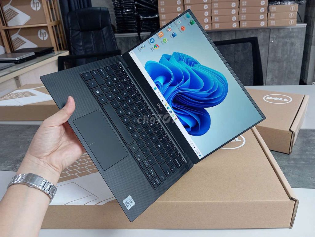 XPS 7390 (i7 10710U / 16G / 256G / 13.3"FHD). Mua bán Laptop tại Thành phố Thủ Dầu Một Bình Dương được đăng bởi Laptop Hoàng Phát hình 1