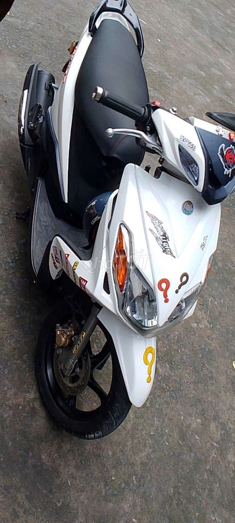 Yamaha Luvias XC màu Trắng. Mua bán Xe máy tại Quận 10 Tp Hồ Chí Minh được đăng bởi Dũng Nhóc hình 4