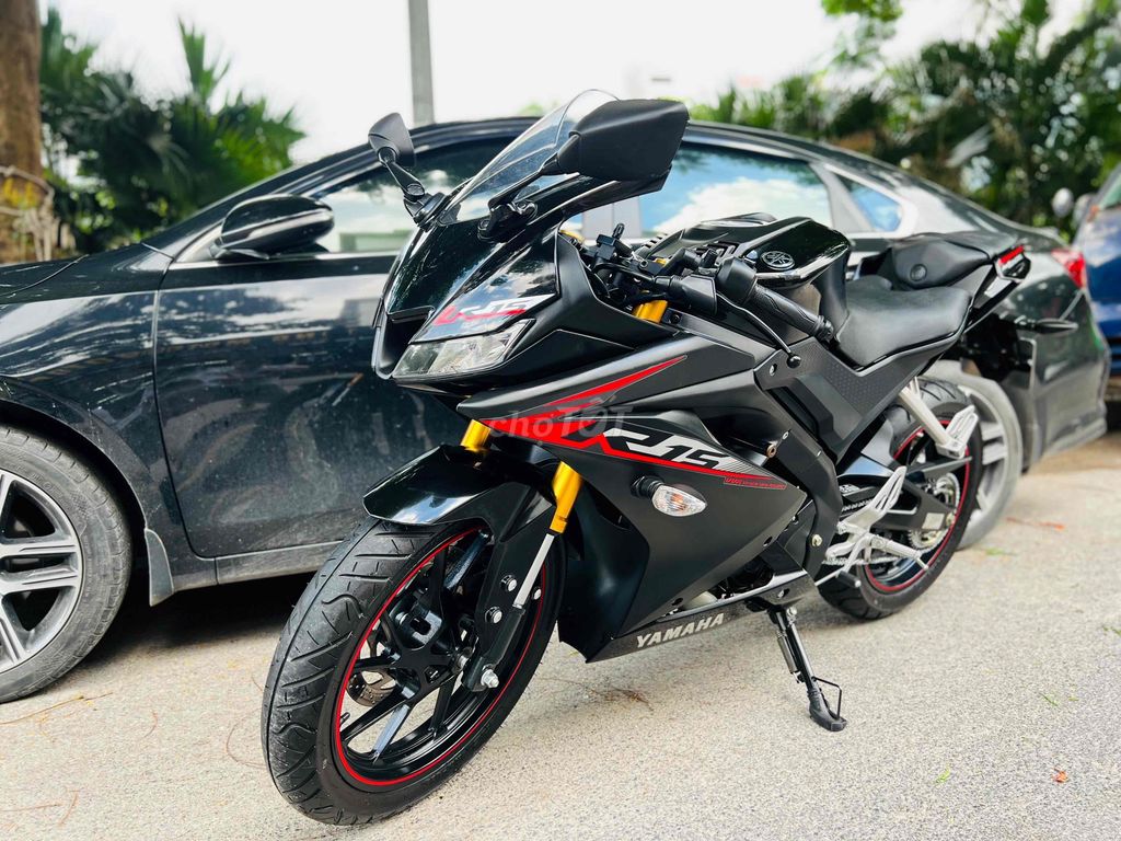 Yamaha R15 v3 biển 29 mới cứng. chính chủ pkl