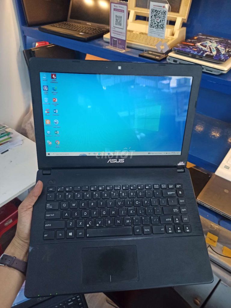 Asus Core i3-4030.Ssd 128g.pin New. ram 4gb