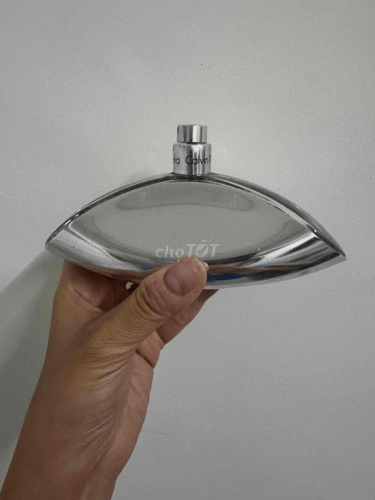 Nước hoa Calvin Klein Nữ 70%. Mua bán Nước hoa tại Quận Ninh Kiều Cần Thơ được đăng bởi Nguyễn Tường Vi hình 1