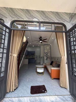 Phan Huy Ích - P14. Diện tích: 3.5/4.4m x  7.2 m