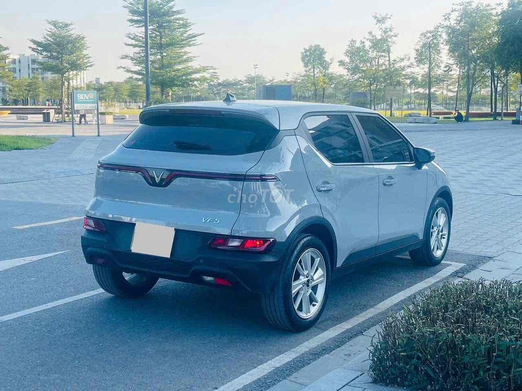 Vinfast VF5 Plus 2025 Xám mua pin 2,3 vạn km!. Mua bán Ô tô tại Quận Hoàng Mai Hà Nội được đăng bởi Dương Xuân Trường hình 7