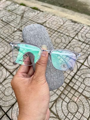 GỌNG KÍNH MÍ VIỀN TITANIUM 99% (PHỦ CROM CHỐNG GỈ). Mua bán Phụ kiện thời trang khác tại Quận Bình Thạnh Tp Hồ Chí Minh được đăng bởi Le H Long