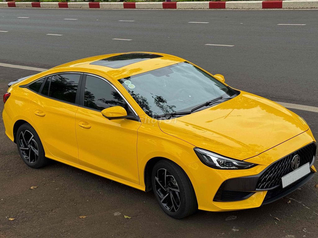 MG5 Luxury - 27000 km. Mua bán Ô tô tại Thành phố Buôn Ma Thuột Đắk Lắk được đăng bởi Bùi Việt Hoàng hình 2