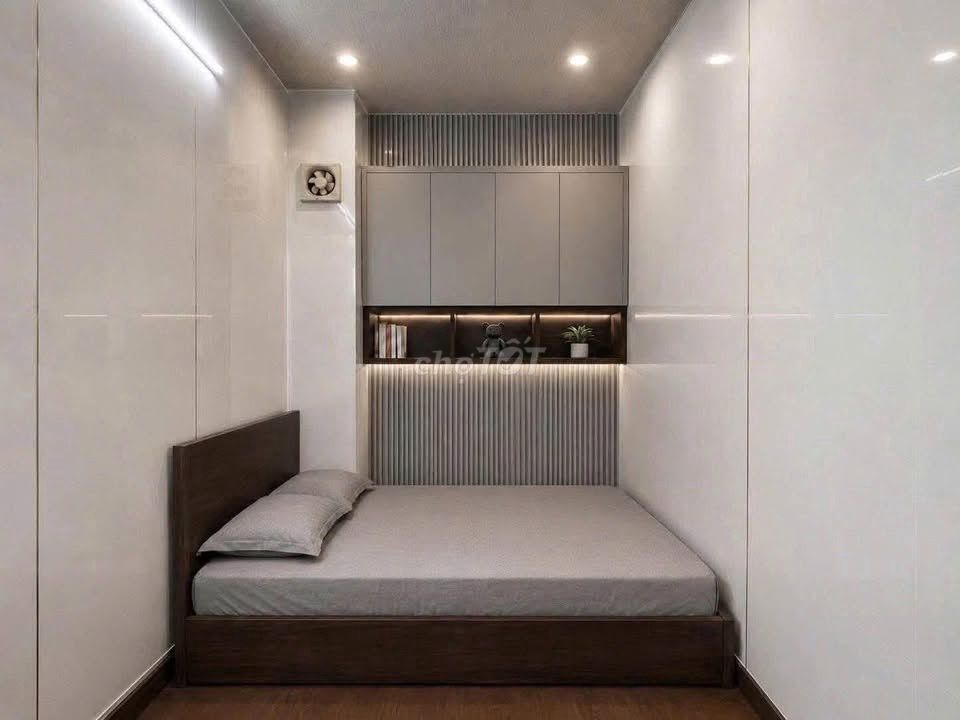 Room in a furnished house off Hoàng Diệu for a female housemate — photo 2