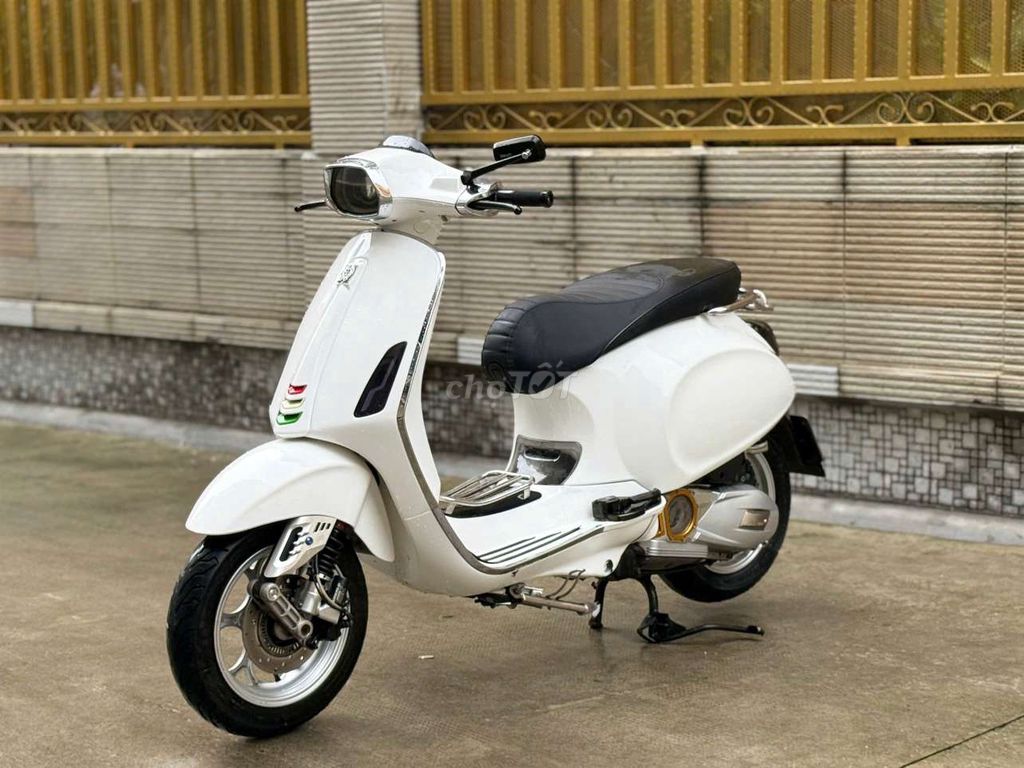 Piaggio Vespa Sprint 2018 Trắng 10000 km. Mua bán Xe máy tại Quận Bình Thạnh Tp Hồ Chí Minh được đăng bởi nguyen hien hình 12