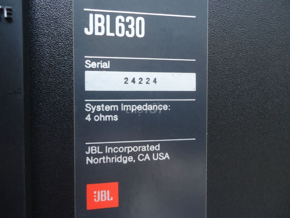 0786556000 - Loa JBL630 made in USA, 2 bass 18cm, Treble dome,