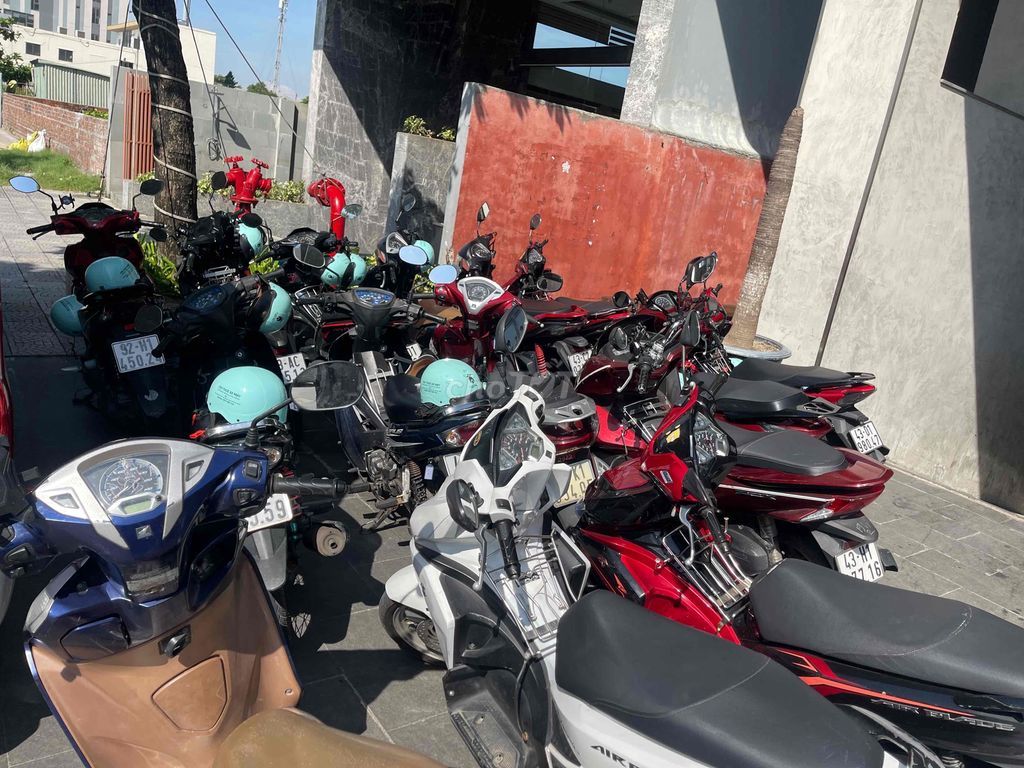 Tuyển Nhân Viên Nam lương khởi điểm 20K/H. Việc làm Tài xế giao hàng xe máy tại Quận Hải Châu Đà Nẵng được đăng bởi Nguyễn Lành hình 1