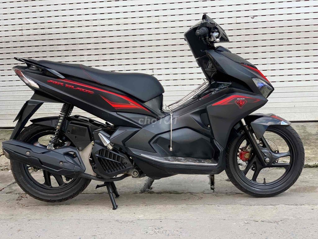 Honda Airblade 125 dky 2020. Mua bán Xe máy tại Quận Bắc Từ Liêm Hà Nội được đăng bởi Cẩm Hương hình 3