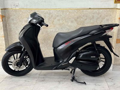 SH 125 khoá ga 2016 đen mù rin 43C1-573.50. Mua bán Xe máy tại Quận Sơn Trà Đà Nẵng được đăng bởi Minh Dũng bán trả góp 136 vân đồn 