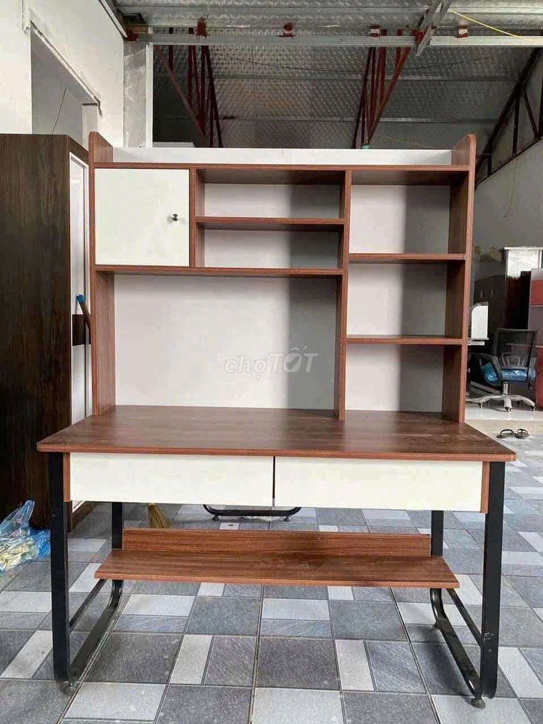 Bàn làm việc Gỗ công nghiệp 120x60x75cm. Mua bán Bàn ghế tại Quận Cẩm Lệ Đà Nẵng được đăng bởi NỘI THẤT GIÁ TẬN XƯỞNG hình 1