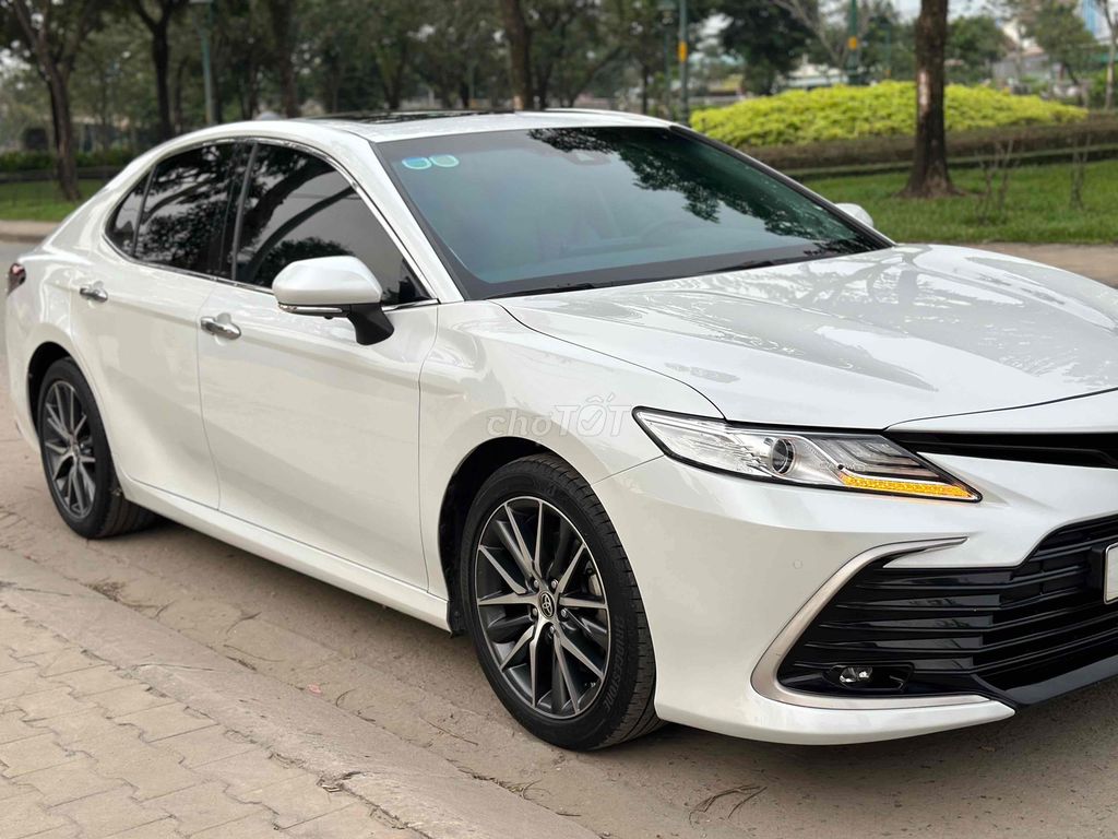Toyota Camry 2022 2.0 Q xe cực đẹp không lỗi. Mua bán Ô tô tại Huyện Hóc Môn Tp Hồ Chí Minh được đăng bởi Hoàng Danh  hình 17