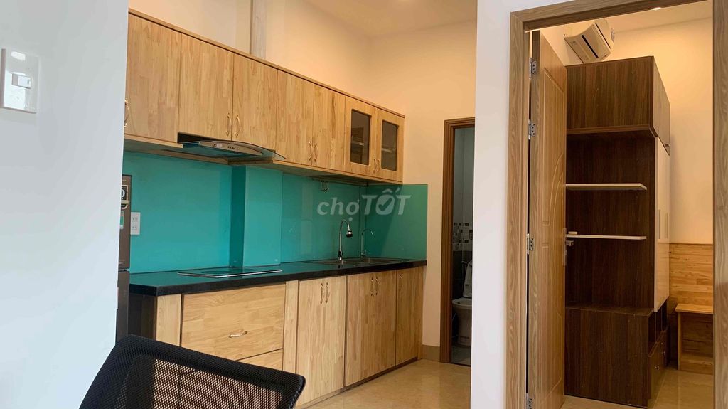 Family-friendly 1-bedroom apartment with balcony in Mỹ An — photo 7