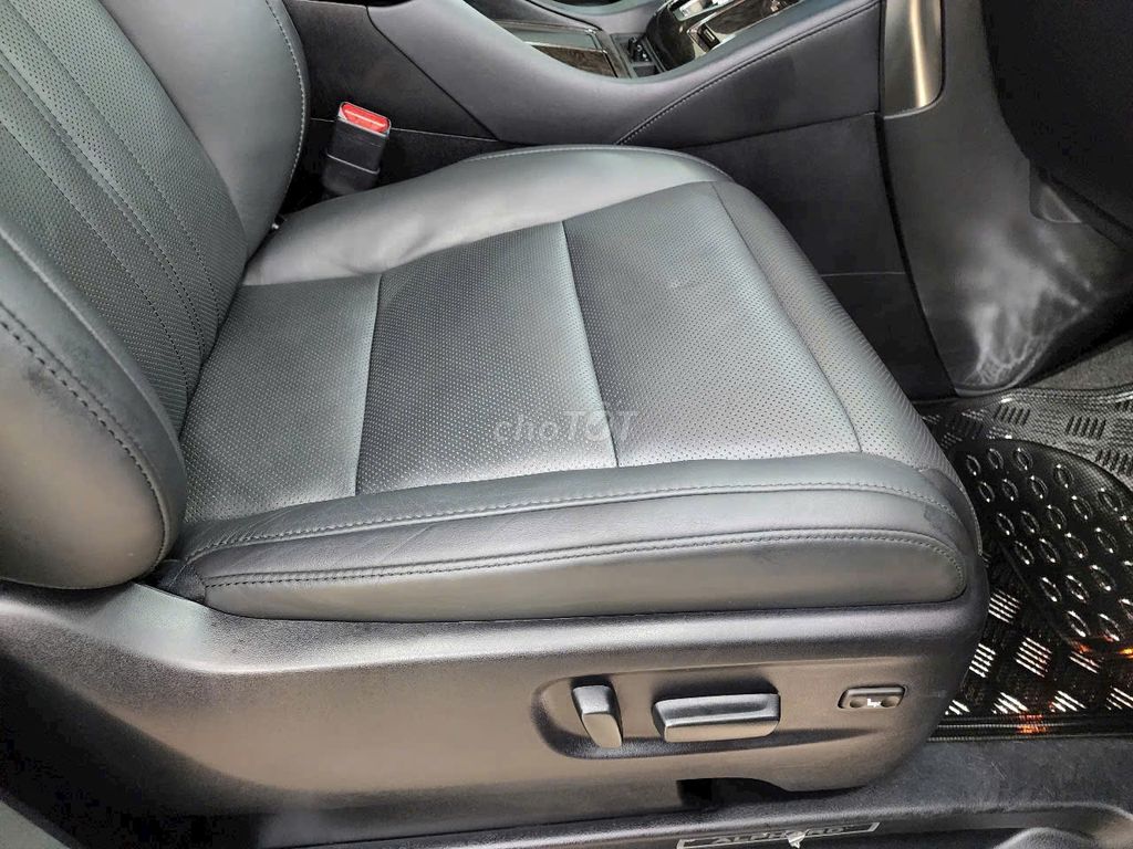 Toyota Alphard cực mới 1 đời chủ, nhà trùm mền. Mua bán Ô tô tại Quận 10 Tp Hồ Chí Minh được đăng bởi Mỹ Linh hình 3