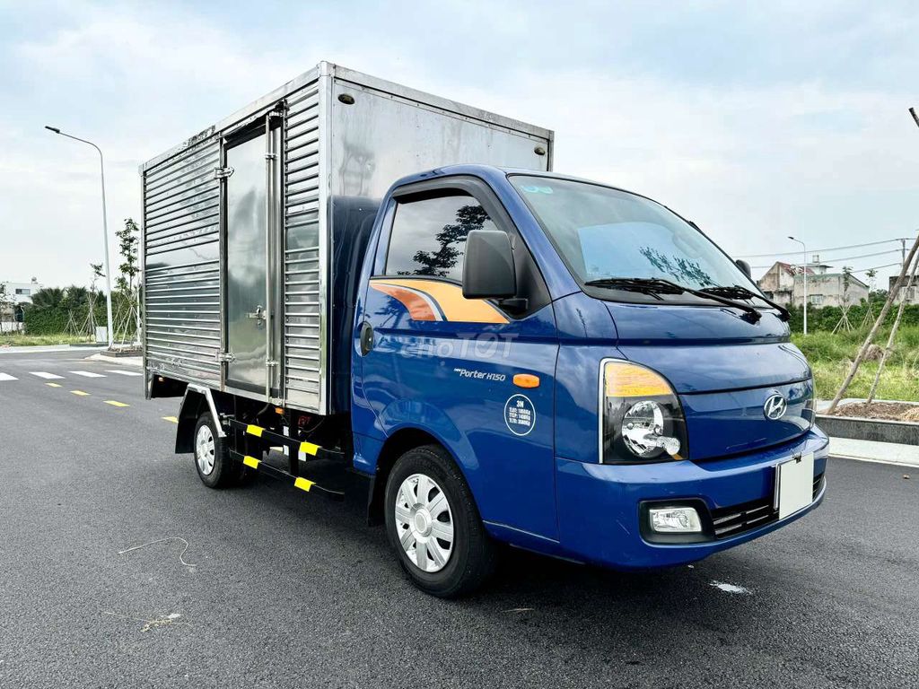 Hyundai Porter H150 2022 thùng Kín Bao Test HT Góp