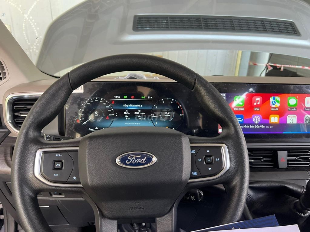 Ford Transit 2024, Phom mới, 3 phiên bản, Giao T7. Mua bán Ô tô tại Quận Hoàng Mai Hà Nội được đăng bởi Ford Pháp Vân hình 11