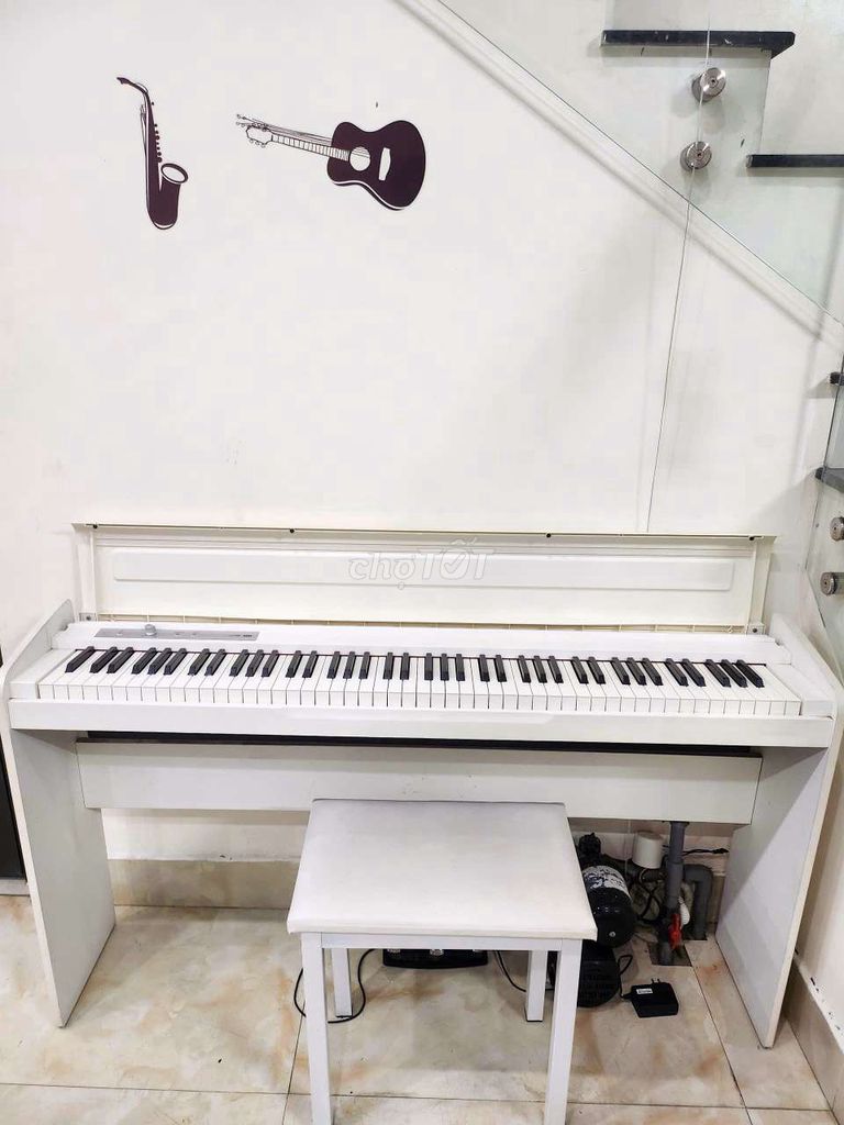 Đàn Piano điện Korg LP-180 Trắng. Mua bán Nhạc cụ tại Quận Liên Chiểu Đà Nẵng được đăng bởi Nguyễn Phước Hưng hình 1