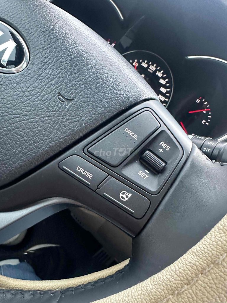 Kia Sorento 2.4 Premium ĐK 3/2020 Odo 12.000 km. Mua bán Ô tô tại Quận 8 Tp Hồ Chí Minh được đăng bởi Hiếu Trần hình 8