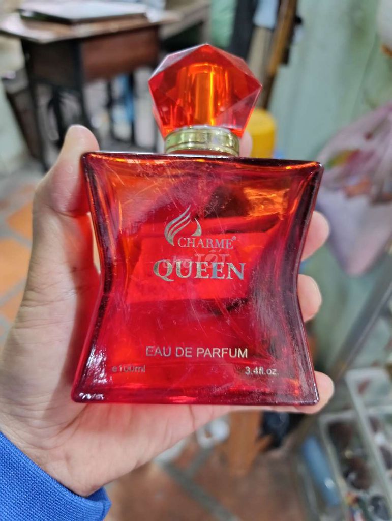 Nước hoa Charme Queen 100ml Đỏ. Mua bán Nước hoa tại Quận 1 Tp Hồ Chí Minh được đăng bởi Đồ Seconhand Vintage hình 1