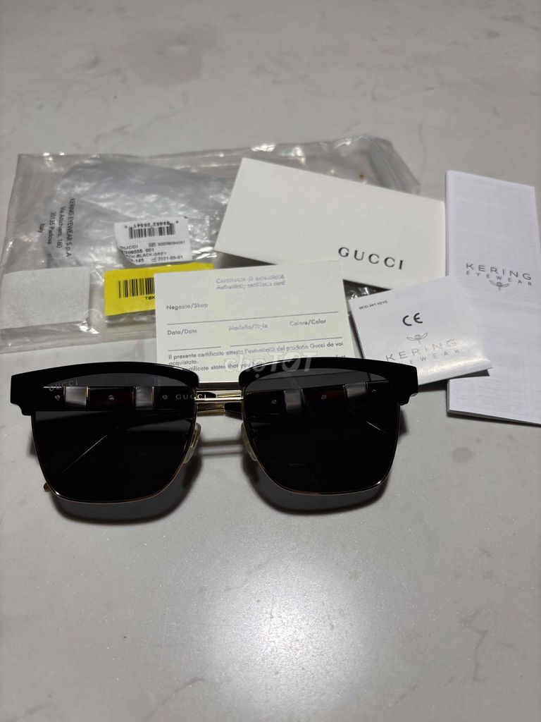 Kính Gucci Sơn Tùng Authentic. Mua bán Phụ kiện thời trang khác tại Quận Long Biên Hà Nội được đăng bởi Tuấn Nguyễn hình 1