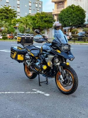 GS 1250 bản Kỉ Niệm 40th. Mua bán Xe máy tại Quận Hải Châu Đà Nẵng được đăng bởi Thái Hoàng Phi Linh