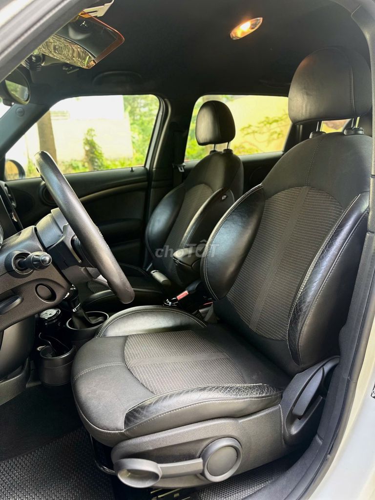 Mini Cooper S Countryman 2014 67000 km. Mua bán Ô tô tại Quận 8 Tp Hồ Chí Minh được đăng bởi Gon Nguyen hình 8