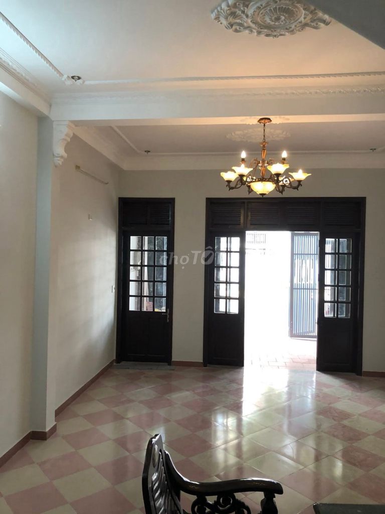 Аренда · 3 комн. · 105 м² · Quận Hải Châu, ул. vũ hữu