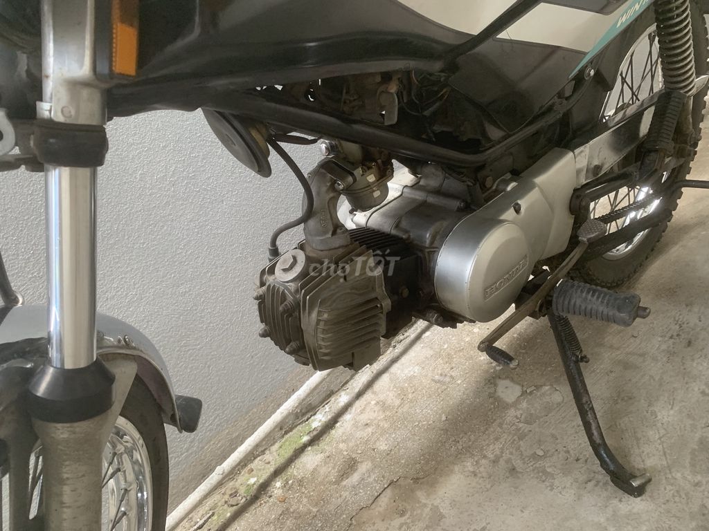 Bán xe Honda Win 100. Mua bán Xe máy tại Quận Long Biên Hà Nội được đăng bởi Phương hình 5