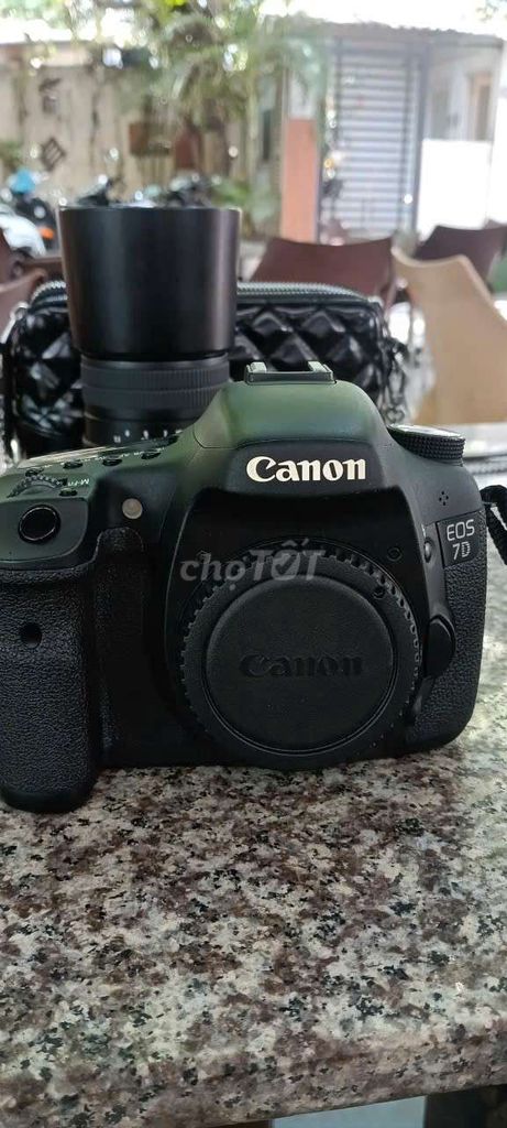 Máy ảnh Canon EOS 7D Đen. Mua bán Máy ảnh, Máy quay tại Quận Bình Thạnh Tp Hồ Chí Minh được đăng bởi MS NGA hình 1