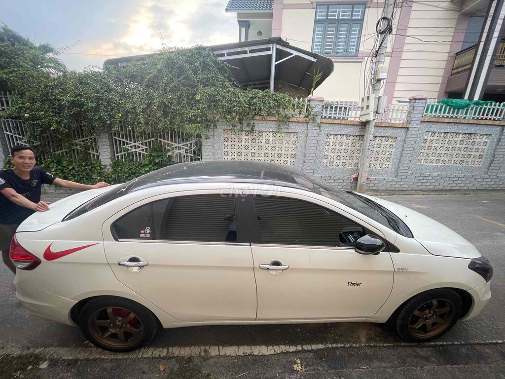 Suzuki Ciaz 2019 1.4 AT - 92000 km. Mua bán Ô tô tại Thành phố Thủ Dầu Một Bình Dương được đăng bởi ThắngLê hình 7