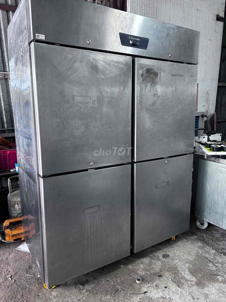 Tủ đông Electrolux S8130F4D 1300 lít. Mua bán Tủ lạnh tại Thành phố Thủ Đức Tp Hồ Chí Minh được đăng bởi Điện Lạnh Xuân Hiệp hình 1