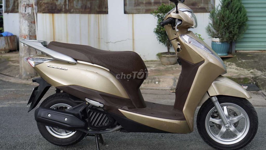 Honda Lead 125cc - 2017 - Biển SG Xe Chất. Mua bán Xe máy tại Quận Tân Phú Tp Hồ Chí Minh được đăng bởi Đỗ Hoàng hình 2