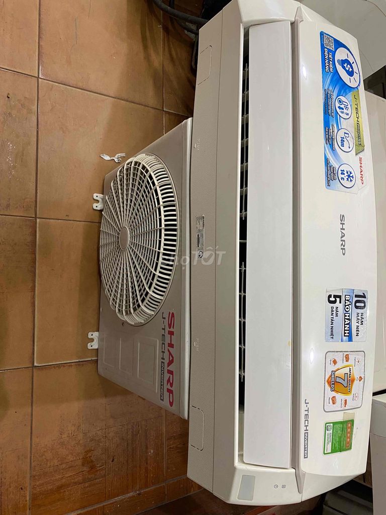 Máy lạnh Sharp inverter 1.5hp Gas32