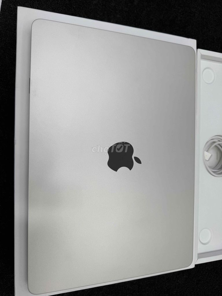 Apple Macbook Air M2 13 inch 16GB/256GB. Mua bán Laptop tại Quận Hai Bà Trưng Hà Nội được đăng bởi Vu Dieu hình 1