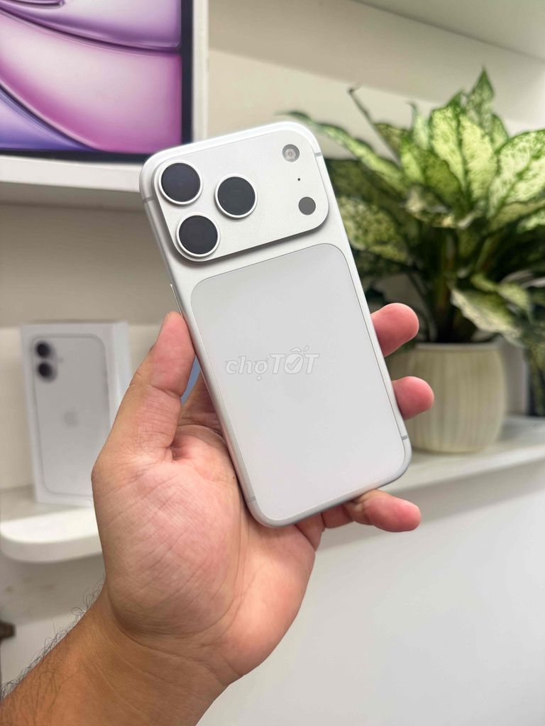 Apple iPhone 17 Pro 256GB Zin Áp Trắng Có Trả Góp. Mua bán Điện thoại tại Quận Đống Đa Hà Nội được đăng bởi Bùi Hiếu  H iStore hình 1