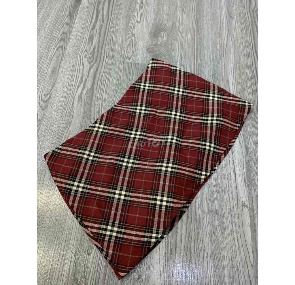 Chân váy Nữ S Caro Đỏ đô. Mua bán Quần áo tại Quận 4 Tp Hồ Chí Minh được đăng bởi pass đồ hình 1
