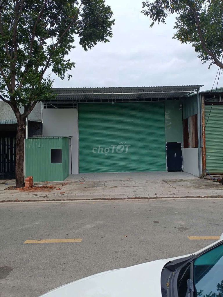 Cho thuê kho 300m2 Thủ Dầu Một
- Đường xe container