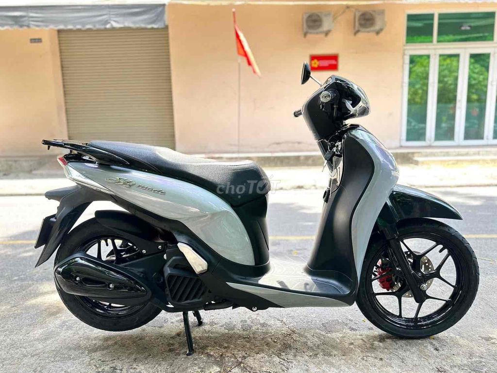 Honda SH Mode 217 Xám xi măng ánh hồng siêu đẹp. Mua bán Xe máy tại Quận Thanh Khê Đà Nẵng được đăng bởi Hoài Vespa hình 4