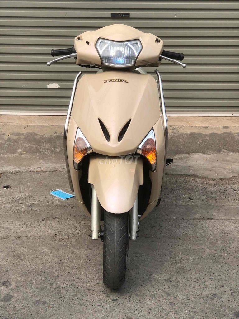 2017 Honda Lead Fi 110cc. Chính chủ, zin chất.