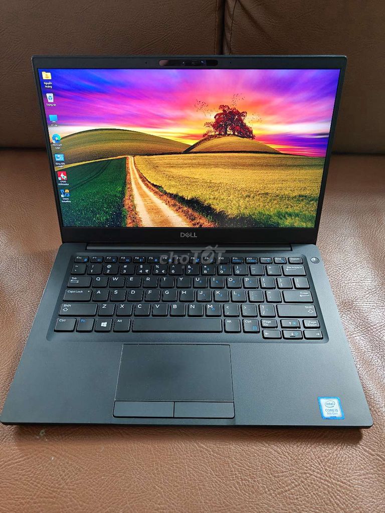 Dell Latitude 7390 rất mới i5/8gb/256gb mỏng đẹp.