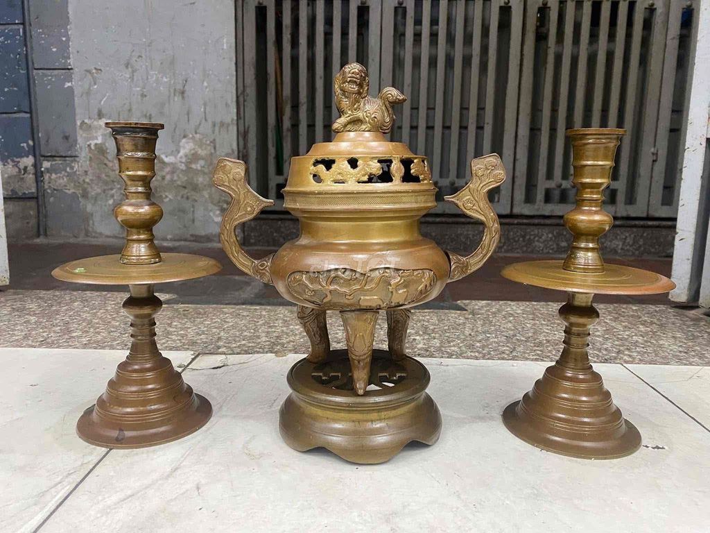 Bộ lư đồng tam sự xưa cao 30cm. Mua bán Đồ sưu tầm, đồ cổ tại Huyện Dầu Tiếng Bình Dương được đăng bởi lê cường hình 1