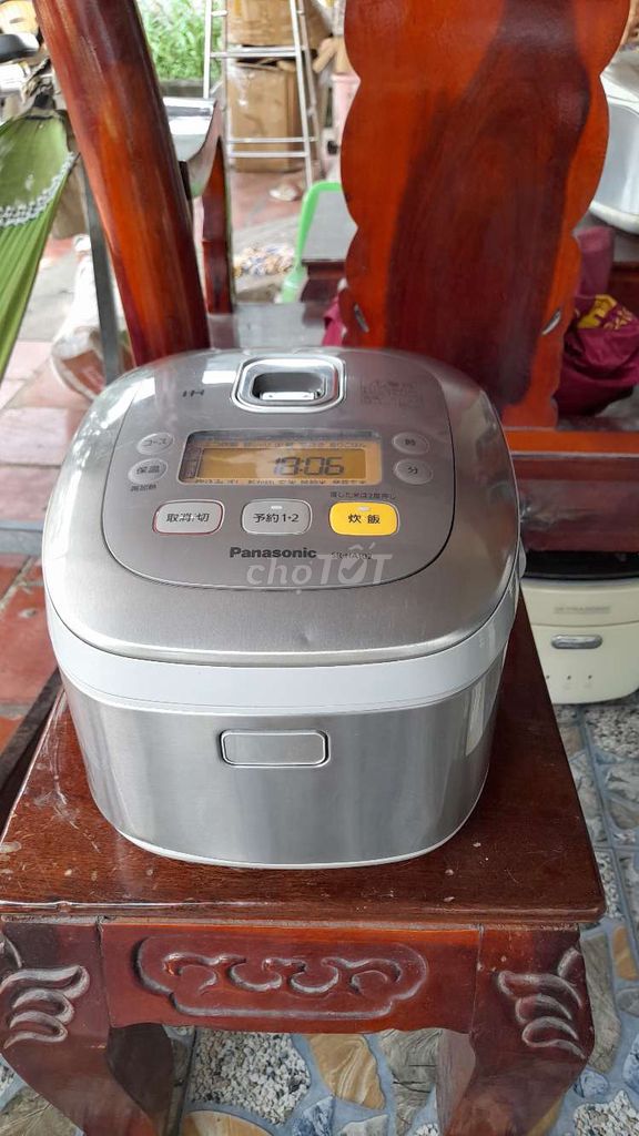 Nồi cơm điện Panasonic SR-HA102 1 lít. Mua bán Bếp, lò, đồ điện nhà bếp tại Huyện Hóc Môn Tp Hồ Chí Minh được đăng bởi vinh hình 1