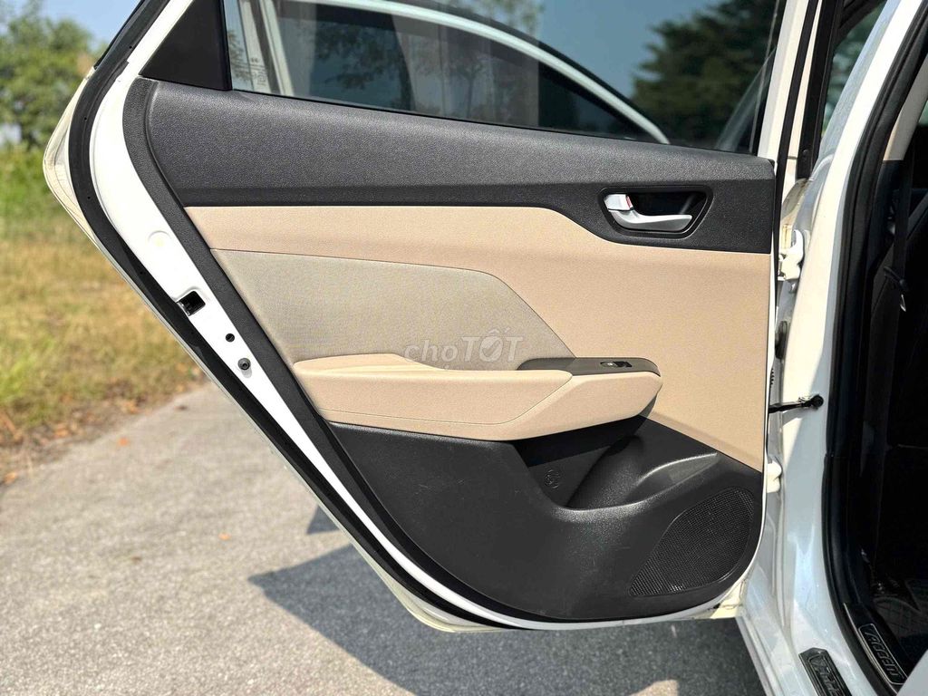 Hyundai Accent 2020. 1.4 MT 70000. Mua bán Ô tô tại Huyện Gia Lộc Hải Dương được đăng bởi Nhất Tín Ô Tô Hải Dương hình 6